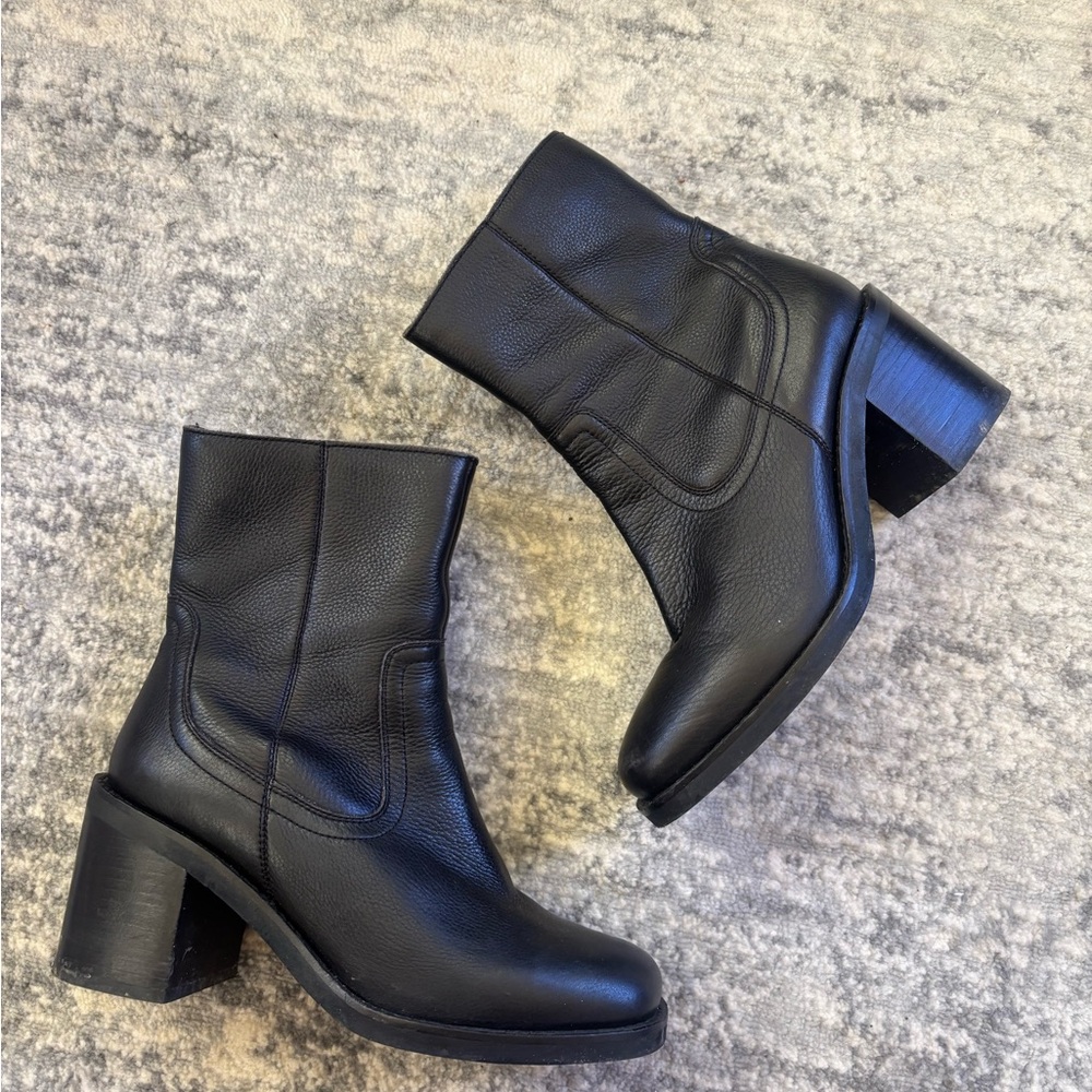 Seychelles Black Leather Ankle Boots